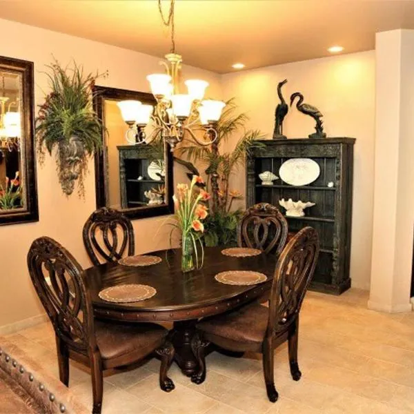 Luxurious 1 Bedroom Ocean Front in Las Palomas, hotel in Puerto Peñasco