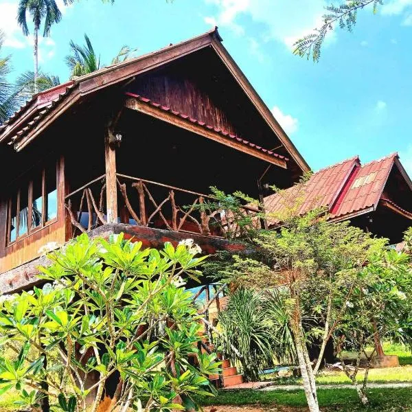 Bamboo House, khách sạn ở Vườn quốc gia Khao Sok