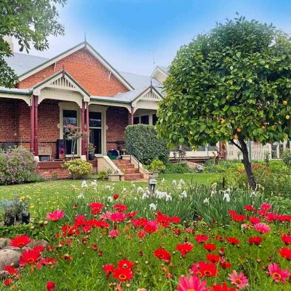 Gold and Grapes Garden Suites, hotel v destinaci Rutherglen