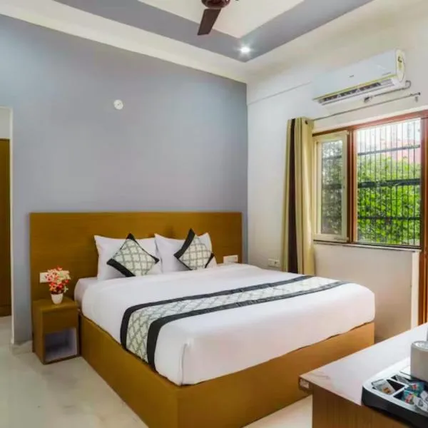 Blue Castle Inn, hotel di Greater Noida