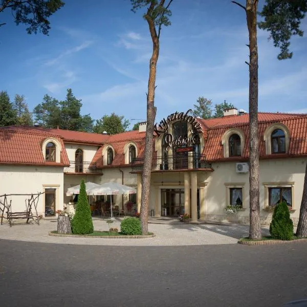 Kryształowy Pałacyk, hotel a Kozienice