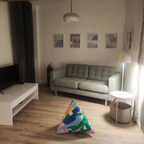 Appartement T2 - RDC, hotel in Seysses