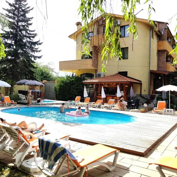 Family Hotel Iv, hôtel à Velingrad