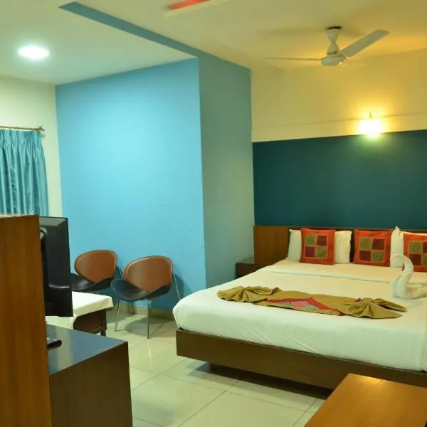 Cubbon Suites - 10 Minute walk to MG Road, MG Road Metro and Church Street, hotel di Bangalore