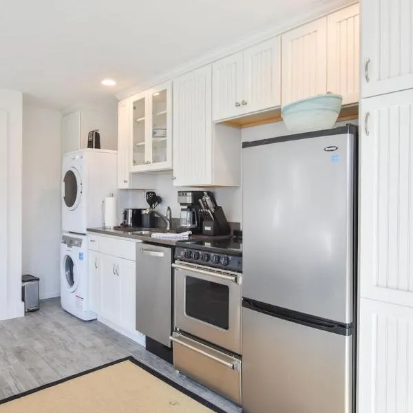 East End Condo w Beach Access, hotel in Provincetown