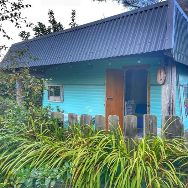 Retro Caravans at Valentia Island Escape, hôtel à Île de Valentia