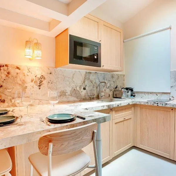 Chic and Cosy Apartment-Canal Saint Martin