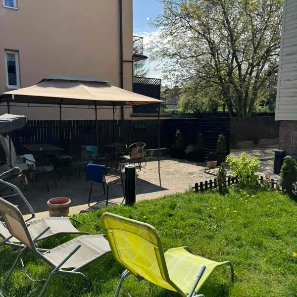 Hostel Home, hotel in Warsaw