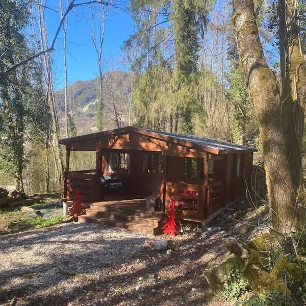 Mon Chalet dans les bois、Villard-Saint-Sauveurのホテル