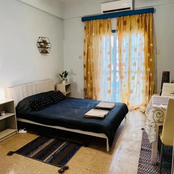 Past or Tail rooms, hotel v destinaci Larnaka