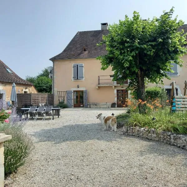 Au pays de Jacquou : Chambre d’hôtes et table d’hôtes, hotel in Balou