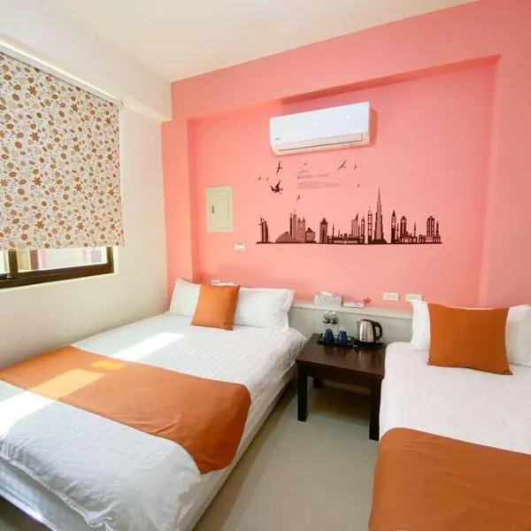小蘋果民宿, hotel di Jinning