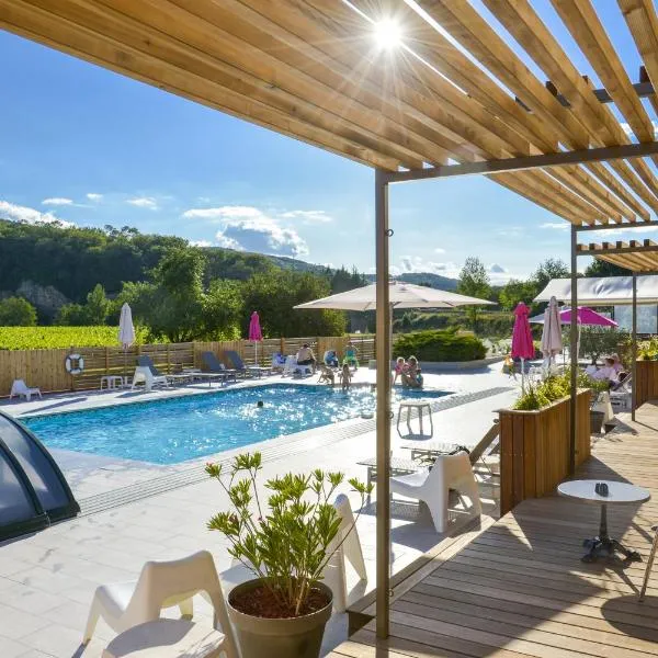 Hôtel Les Gabarres, hotel v destinácii Tour-de-Faure