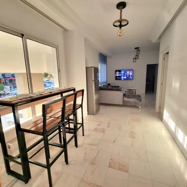 City View, Ennasr Spacious s2 Apartment, hotel in Ariana