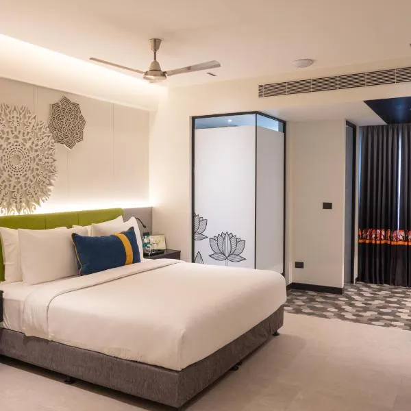 Zibe Luxe Kakinada by GRT Hotels, hotel in Kākināda