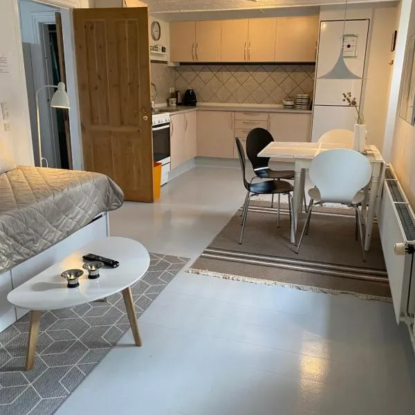 Apt17 - Guest house just outside of Billund - rural and quiet surroundings, hotel in Billund