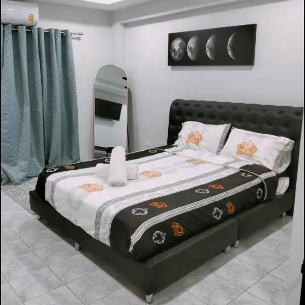 Traveller's Rest Sports Bar, hotel v destinaci Pattaya Central