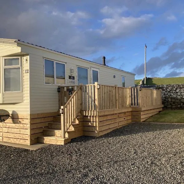 Beautifully Presented 2 Bedroom Static Caravan, hotel v destinácii Monreith