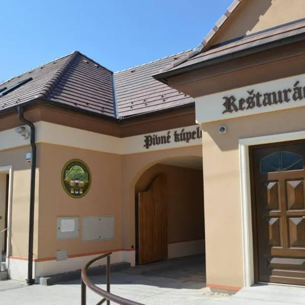 Pivovar Sandorf, hotel a Prievaly