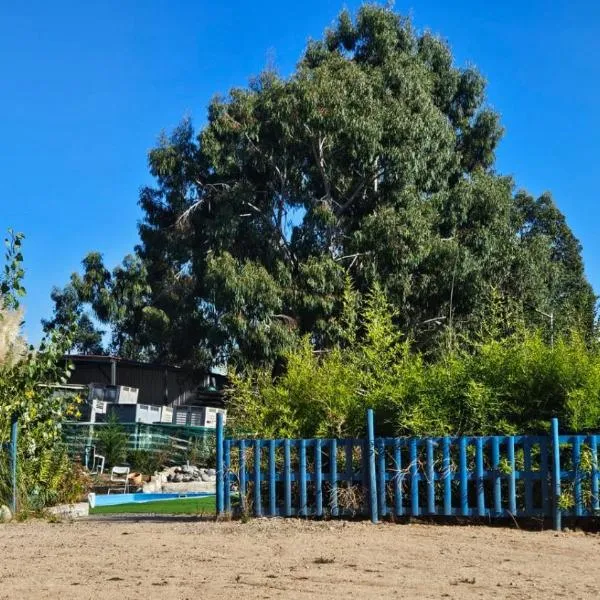 Las palmeras de Colbún, hotel in Colbún