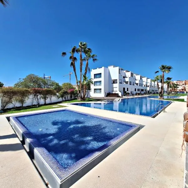 Apartamentos Alborada III, khách sạn ở Vera