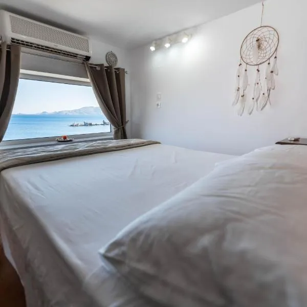 Haraki Elegant View, Hotel in Charaki