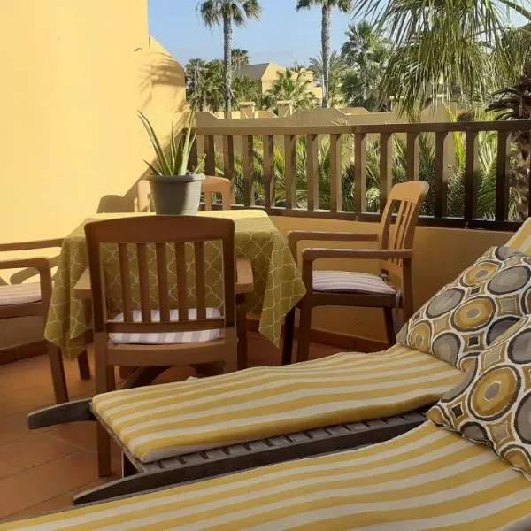 Oasis Waves House Papagayo, Hotel in Corralejo