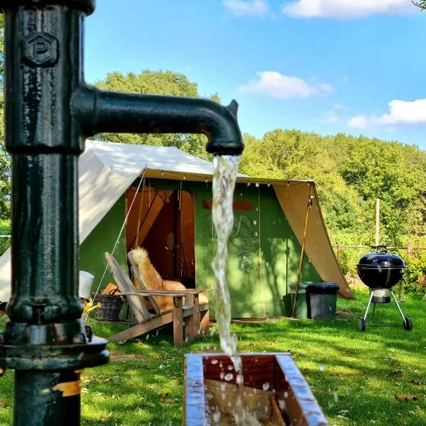 Kampeerbeleving Dijksehoeve, hotel v destinaci Nistelrode