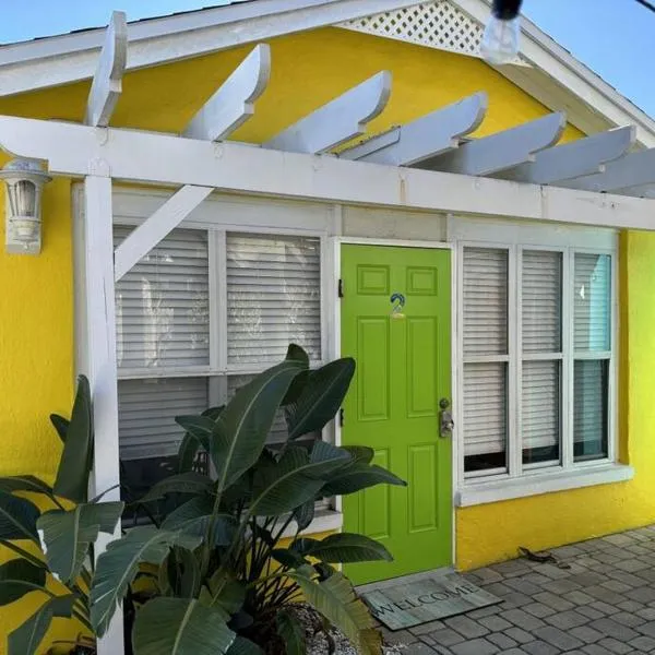Seaside Retreat Cottages #2., hotel v destinaci Clearwater Beach
