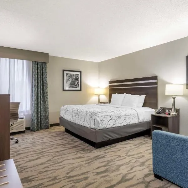 Best Western Plus Knoxville Cedar Bluff, hotel em Knoxville