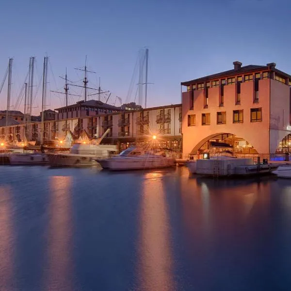NH Collection Genova Marina, hotel Genovában