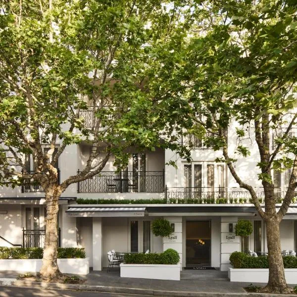 The Lyall, hotel v Melbourne