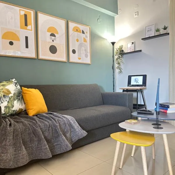 FK Maison, hotel v destinaci Agrinion