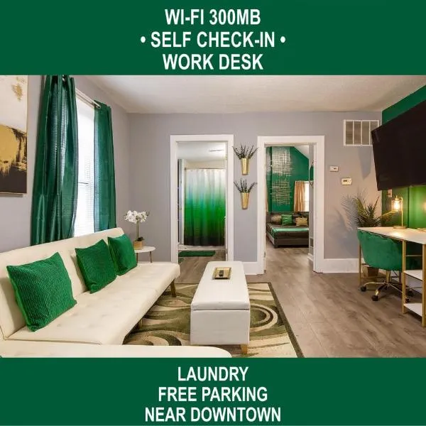 The Tremont Emerald - By Christmas Story House - Historic Charm & Modern Comfort Near Downtown With Parking, 300MB Wifi & Self Check-In, hotel v destinaci Cleveland