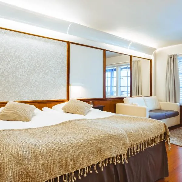 Hotel Royal Ruka, отель в Руке