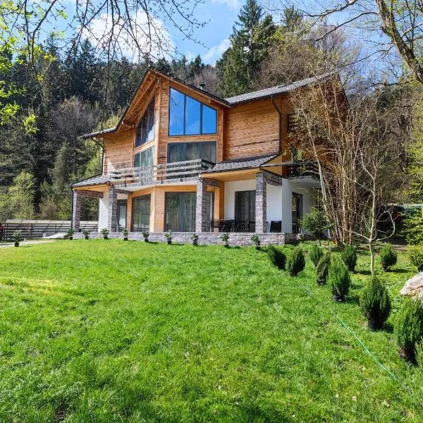 Izvorul lui Dracula, hotel in Râşnov