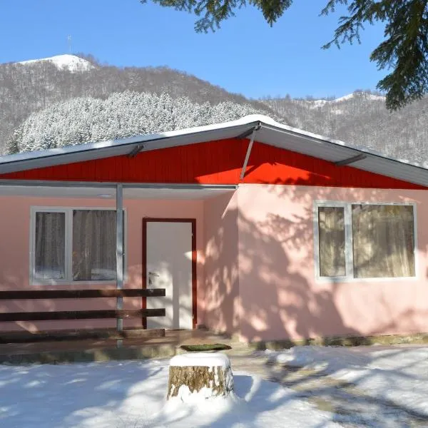 Guest House Rainbow, hotel en Cherni Osŭm