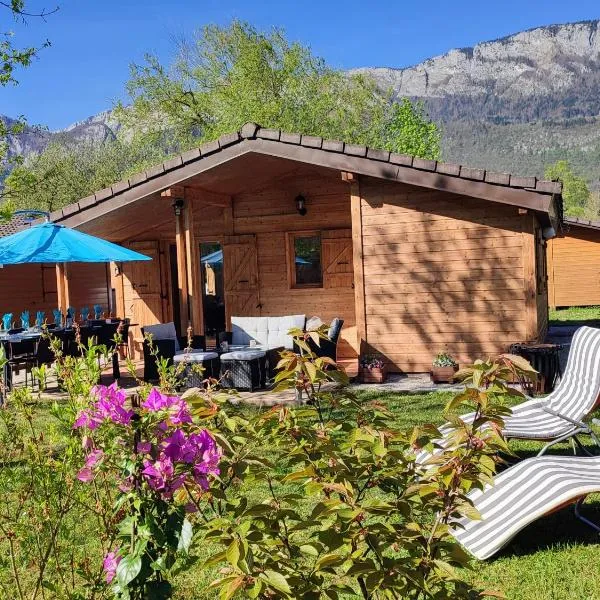 Cabin No 7 Annecy Lake, khách sạn ở Demi-Quartier