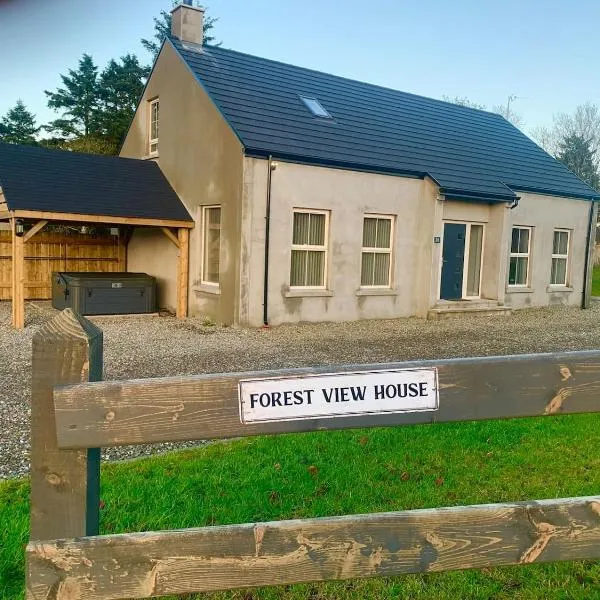 Forest View House & Hot Tub Sleeps 9, hotel Aghadowey-ban