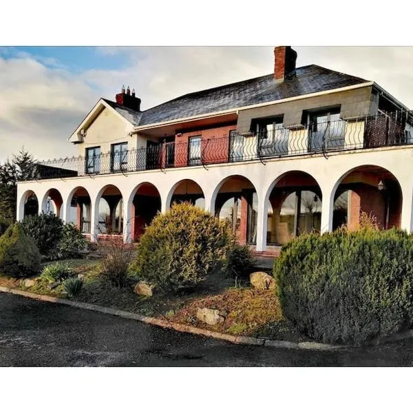 Annalee House, Knappagh Valley - 1 hour to Airport, hotel in Shercock