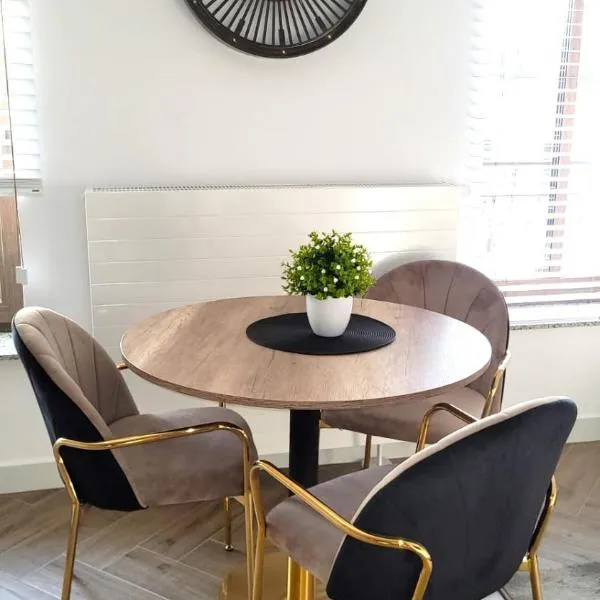 APARTAMENT JARACZA 28/17, hotel u gradu Slupsk