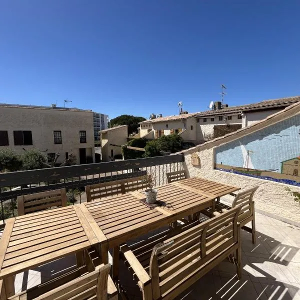Maison provençale avec parking et vélos à disposition, hotel in Le Grau-du-Roi