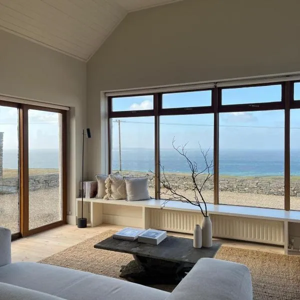 Salt Cliff Cottage, hotel v destinaci Doolin