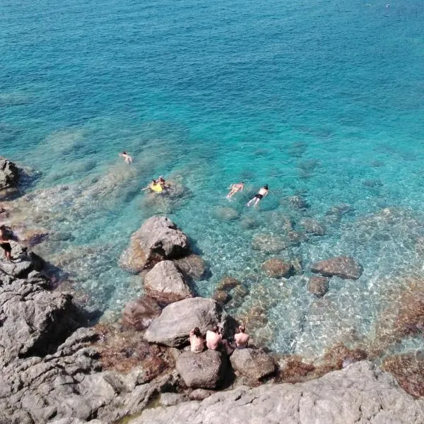 VILLA MIMOSA Splendida Vista Mare, hotell sihtkohas Bonassola