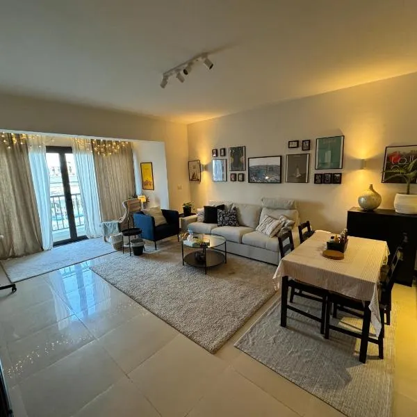 Happy Vacation Duplex, New Cairo, hotel in Cairo