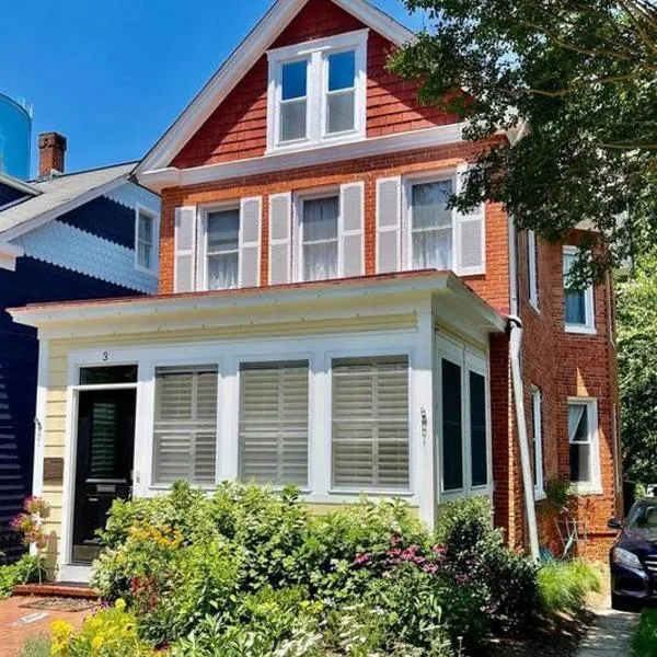 Vintage Charm: Annapolis Retreat, hotel v destinaci Annapolis