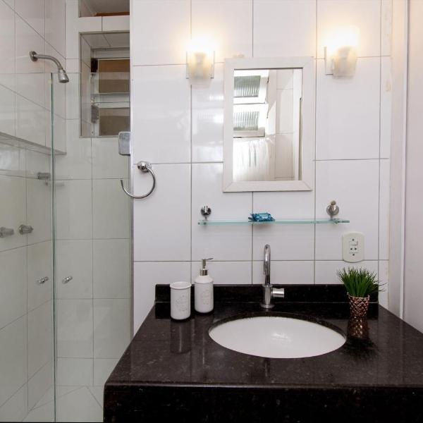 Maravilhoso Loft em Copacabana a 150 metros da Praia com um varandão em meio ao verde. - Foto 3