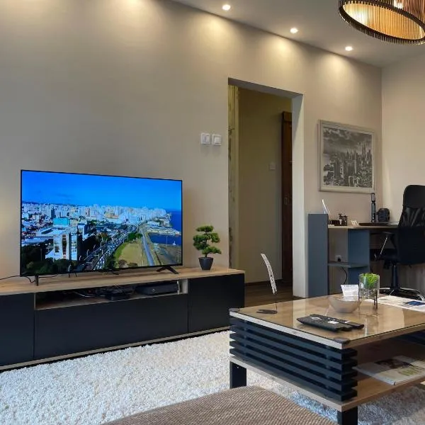 City Edge Hideaway Apartment, hotel v destinaci Nagykanizsa