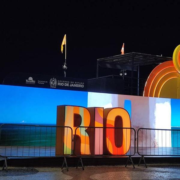 Apê completo em Copacabana/RJ.