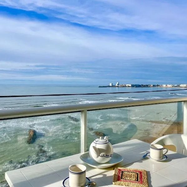 Joli appartement avec vue imprenable sur la baie des Sables - 4 pers, hotel in Les Sables-dʼOlonne